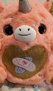 Zuru Pink Unicorn Plush with Gold Heart vintage.